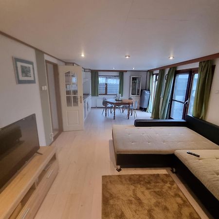 Ferienwohnung Direkt Am Strand In Makkum Exterior foto