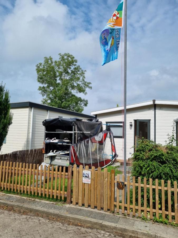 Ferienwohnung Direkt Am Strand In Makkum Exterior foto